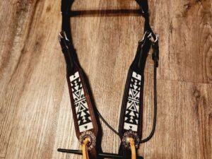 Apache Red Headstall Western Bridle Leather Breast Collar Split Reins Beading (24)