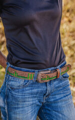 Tooled leather belt with cactus pattern and cowboy style (5)