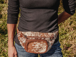 Western fanny packs cowhide fanny pack cowhide fanny hair on sling bag over the shoulder fanny pack leather soft leather fanny pack (4)