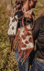 cowhide sling bags hand bag western purse western handbag hair on cowhide fanny pack (2)