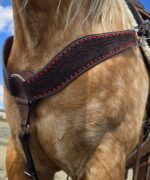 Buckstitch breast collar. handmade leather horse tack by ranch hand (8)